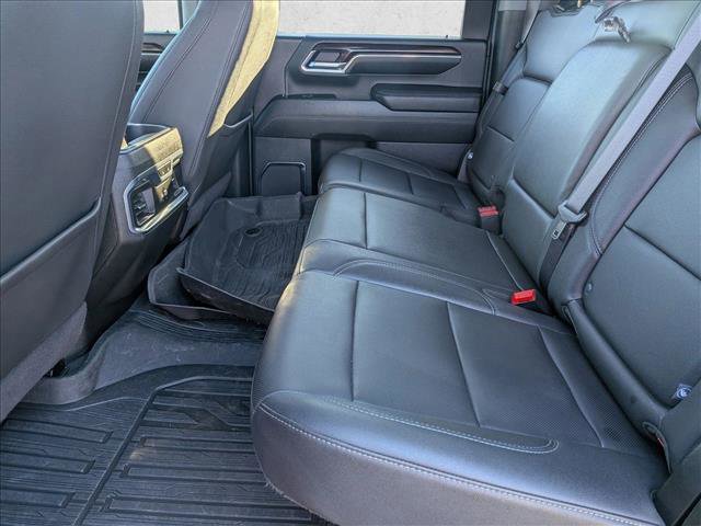 Used 2024 GMC Sierra 3500 SLT w/ SLT Premium Package image 18