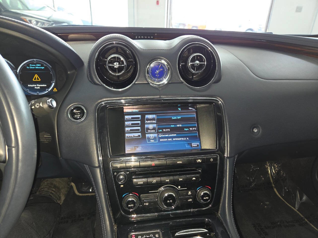 Used 2011 Jaguar XJ L Supercharged RWD image 35
