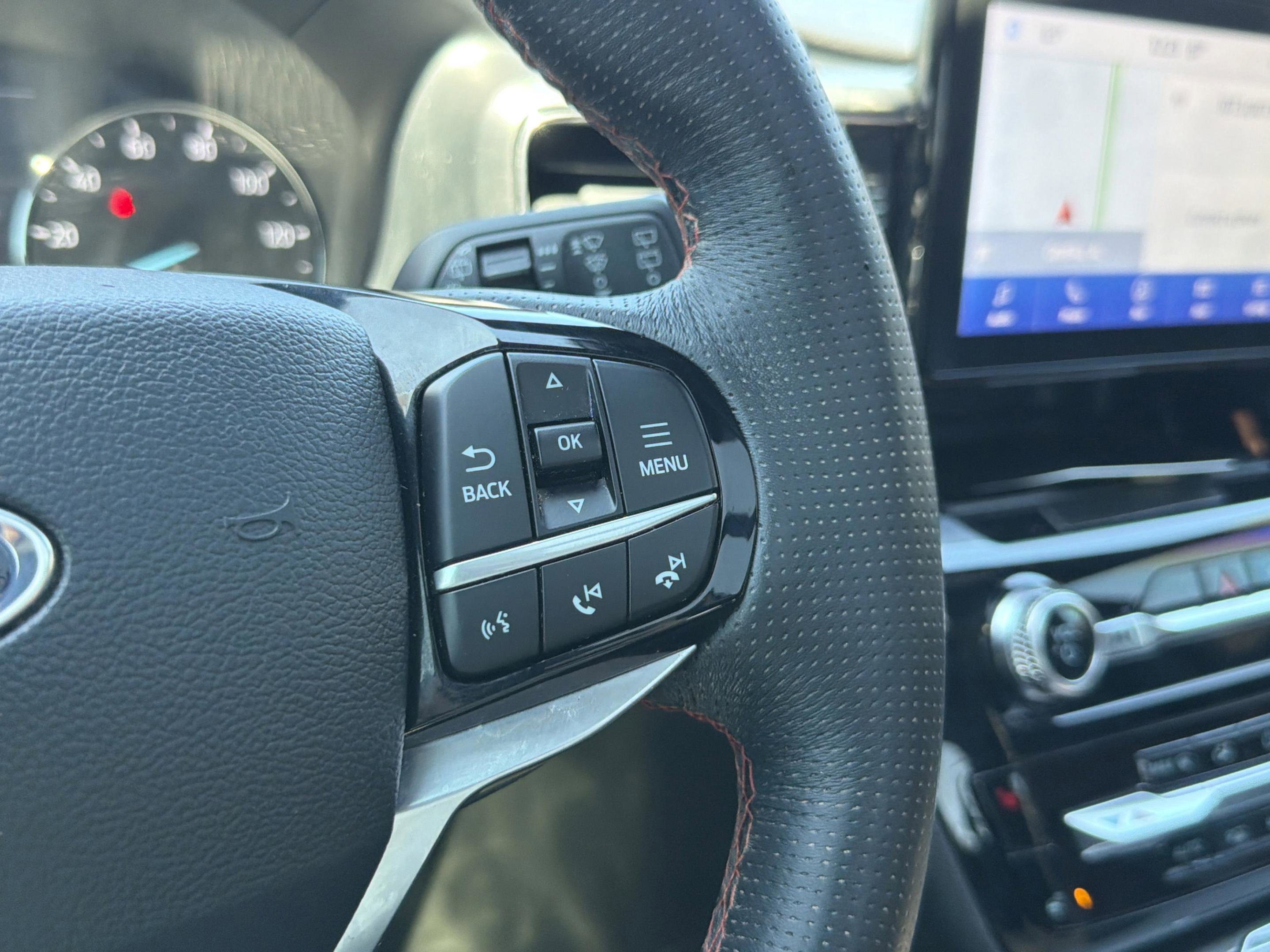 Used 2022 Ford Explorer ST-Line w/ Class IV Trailer Tow Package image 29