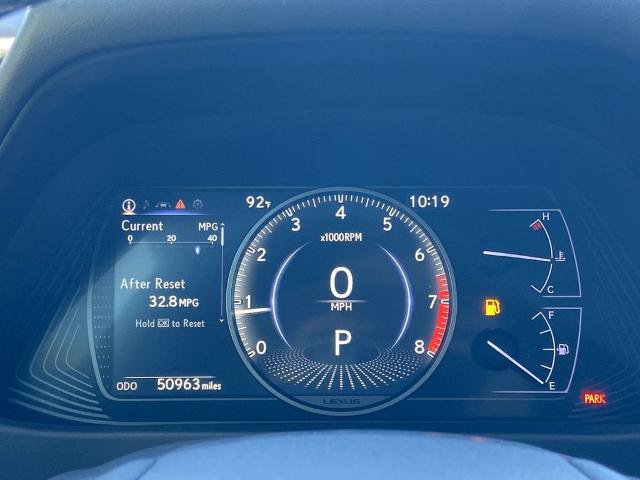 Used 2019 Lexus UX 200 w/ Premium Package FWD image 7
