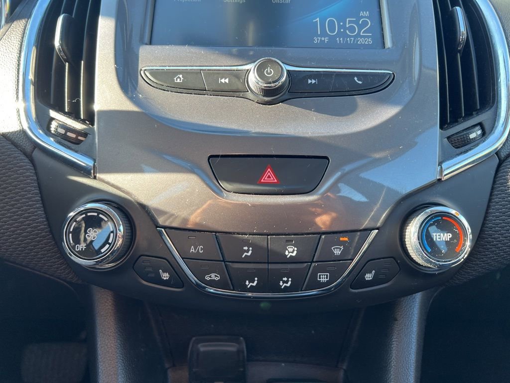 Used 2017 Chevrolet Cruze LT w/ Convenience Package image 20