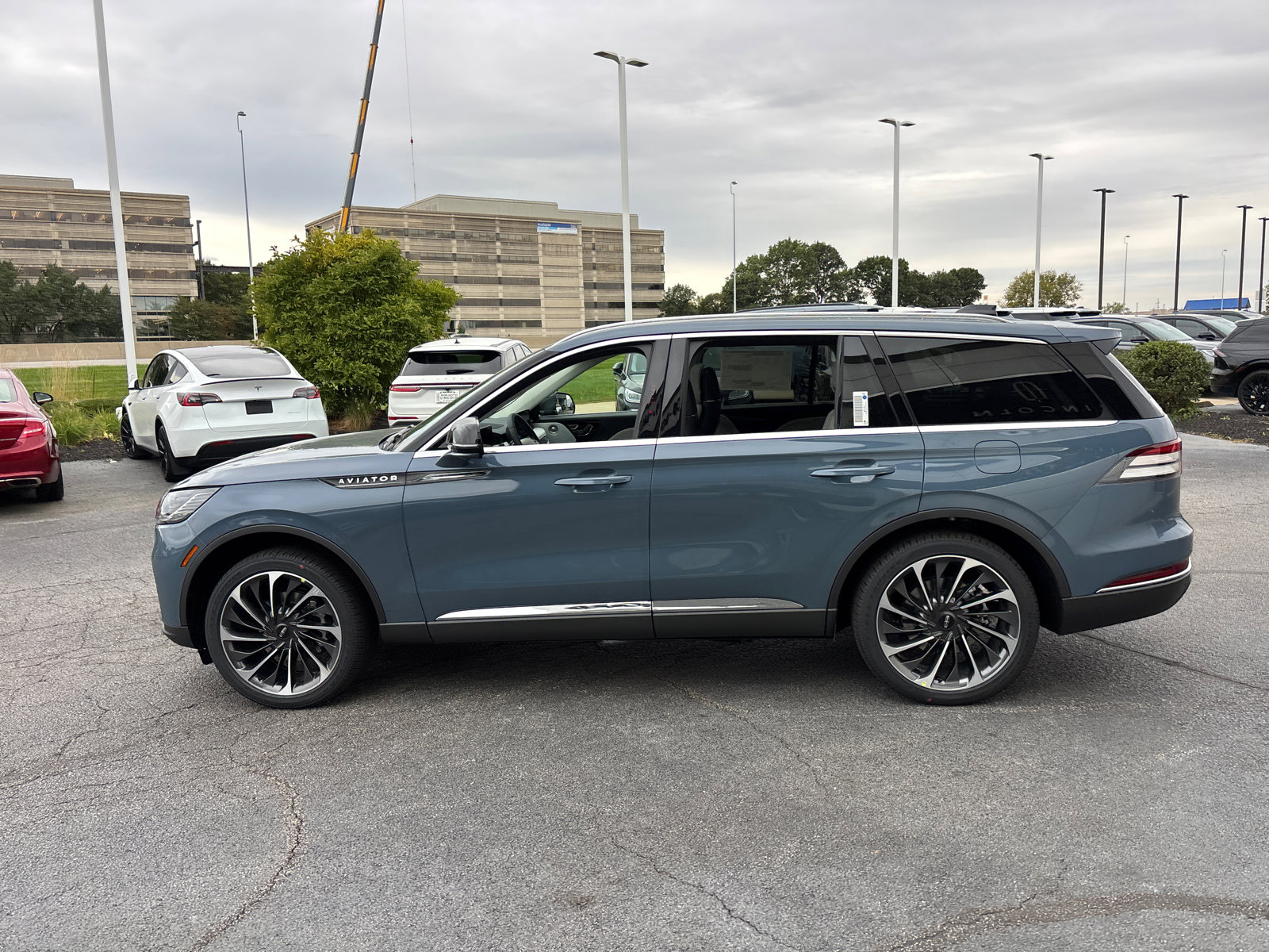 New 2026 Lincoln Aviator Reserve image 4