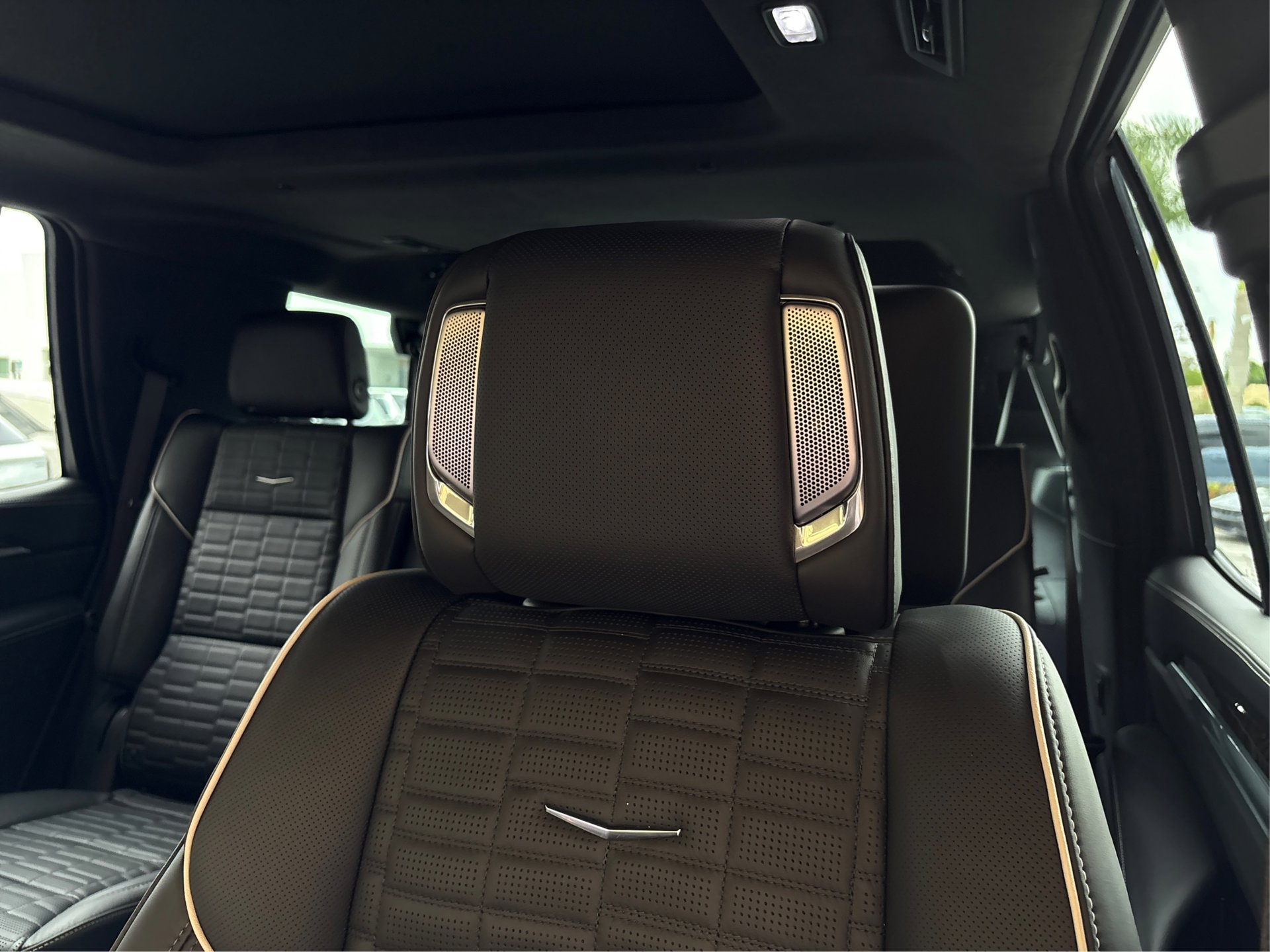 New 2026 Cadillac Escalade Platinum Sport AWD/4WD image 32