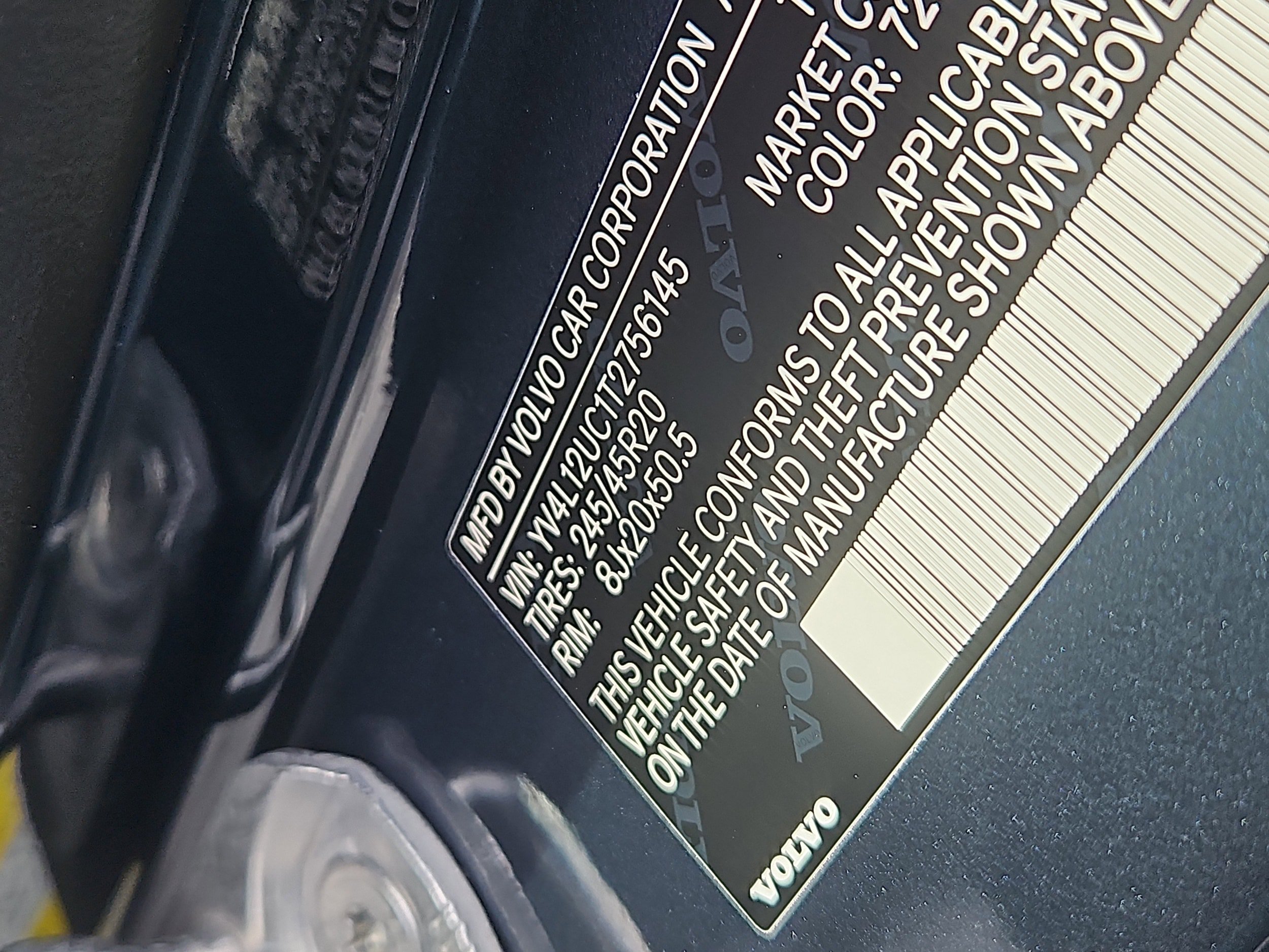 New 2026 Volvo XC40 B5 Plus w/ Protection Package Premier AWD/4WD image 5