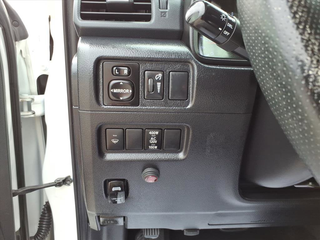 Used 2015 Toyota 4Runner SR5 image 14