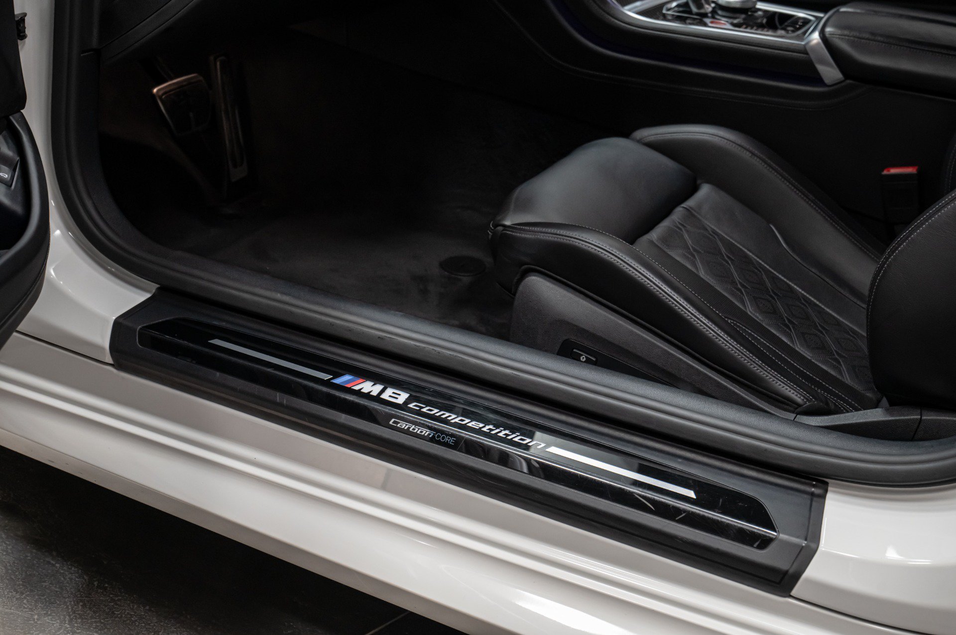 Used 2022 BMW M8 Competition AWD/4WD image 20