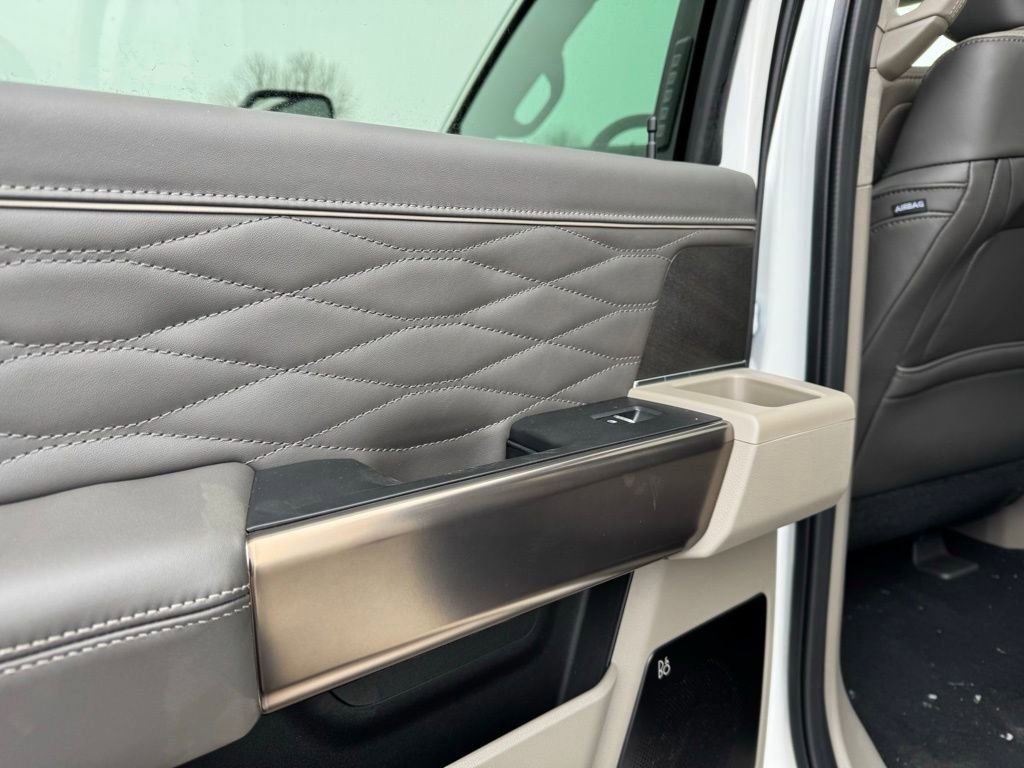 New 2026 Ford F350 Platinum w/ Platinum Plus Package image 23