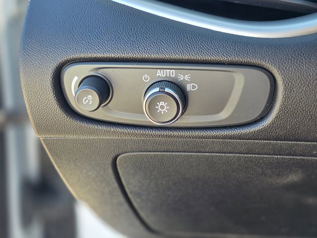 Used 2024 Chevrolet Malibu LT image 33