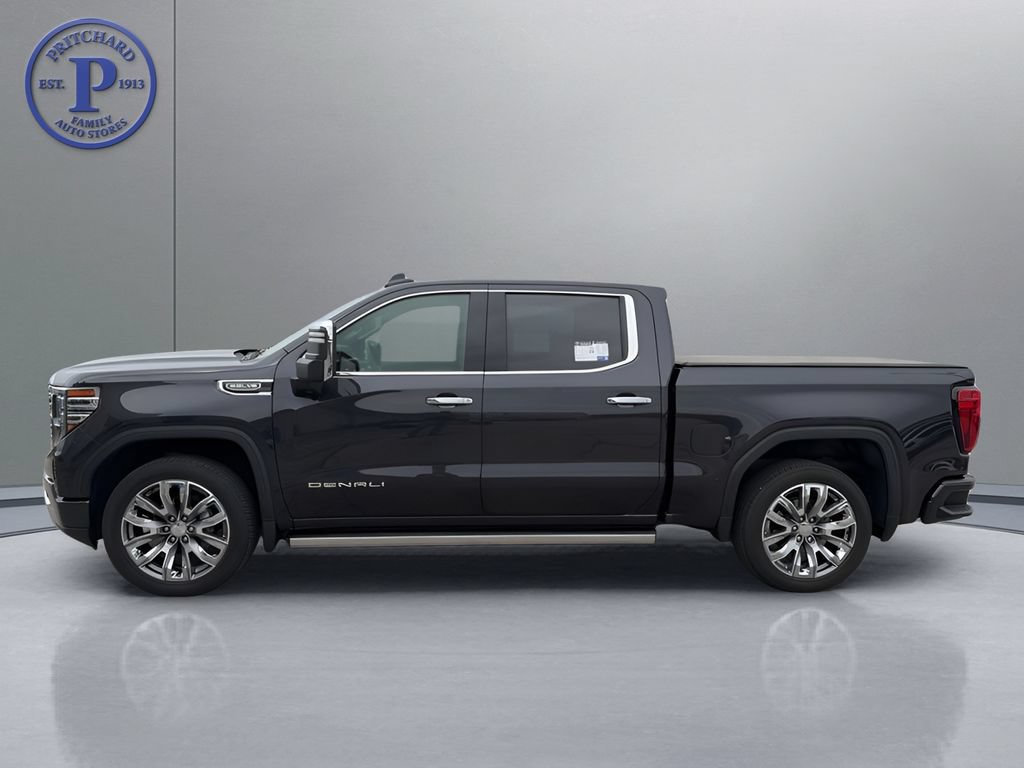 Used 2025 GMC Sierra 1500 Denali w/ Denali Reserve Package AWD/4WD image 4