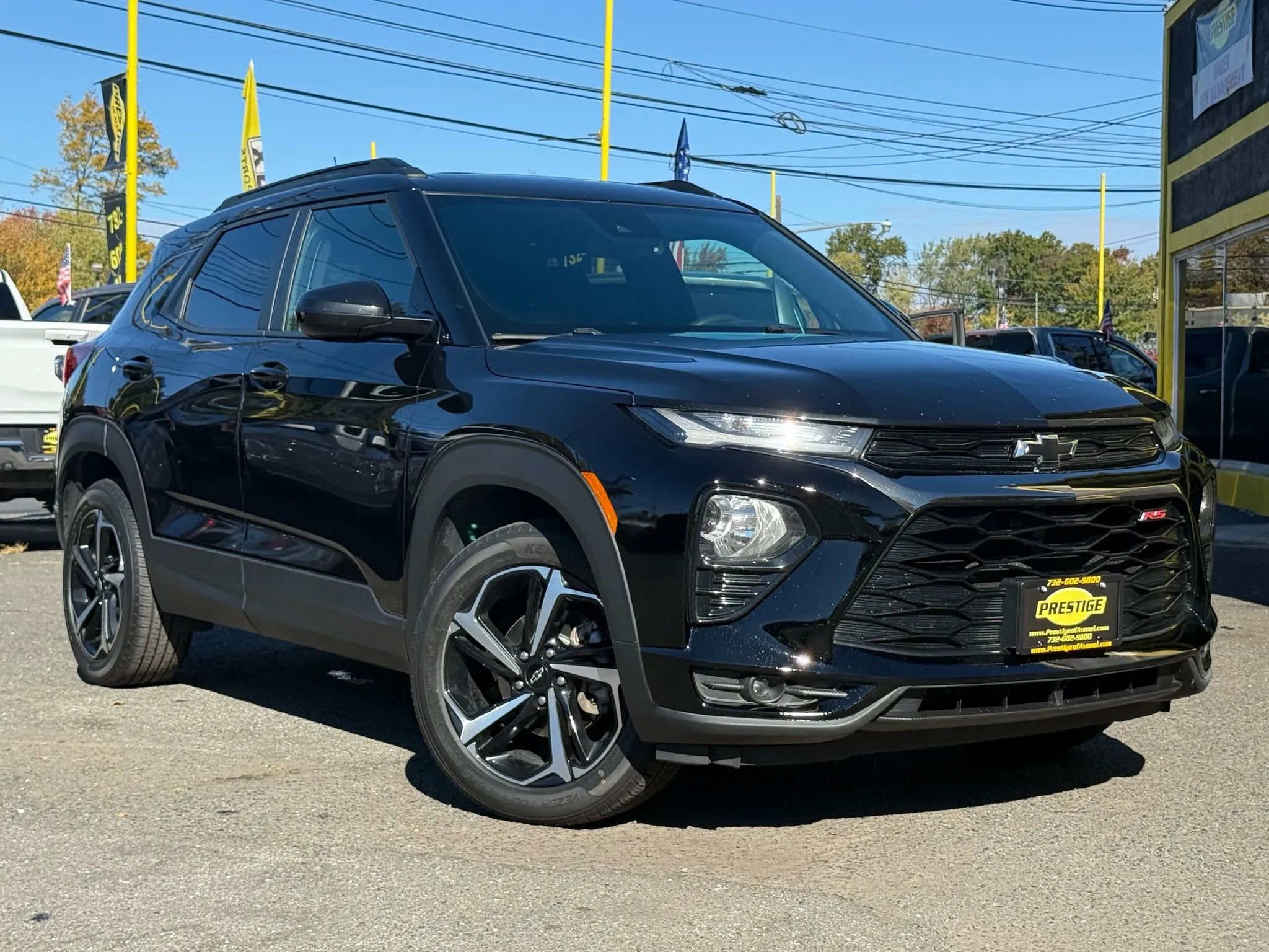 Used 2022 Chevrolet TrailBlazer RS w/ Sun and Liftgate Package AWD/4WD image 1