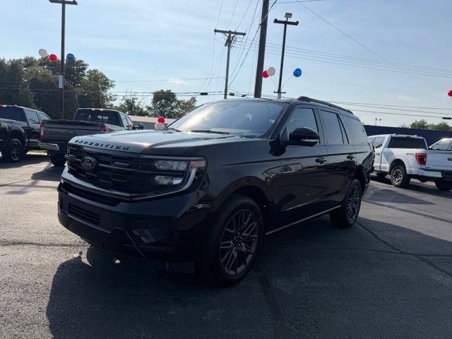Used 2025 Ford Expedition Platinum w/ Stealth Performance Package AWD/4WD image 19