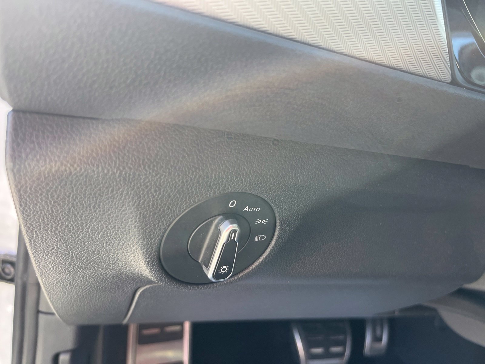 Certified 2023 Volkswagen Jetta Sport FWD image 13