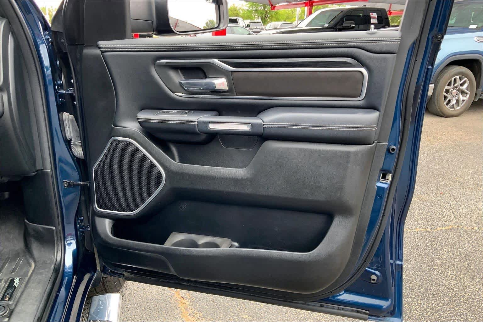 Used 2023 RAM 1500 Laramie AWD/4WD image 23