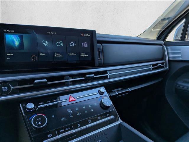 Used 2025 Hyundai Santa Fe SEL image 13