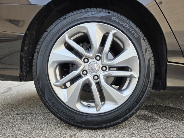 Used 2018 Honda Accord LX image 24