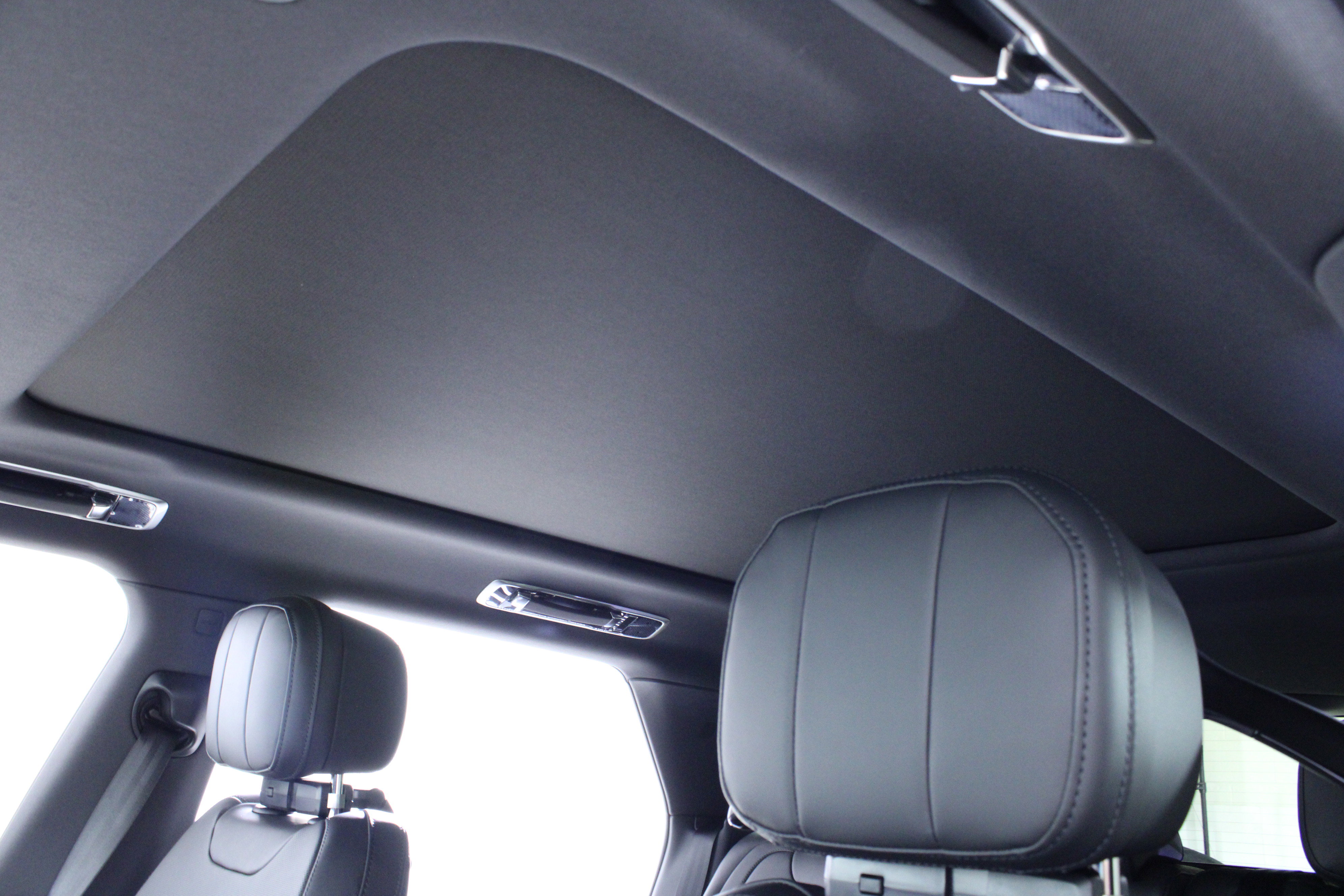 New 2026 Land Rover Range Rover Sport SE image 23