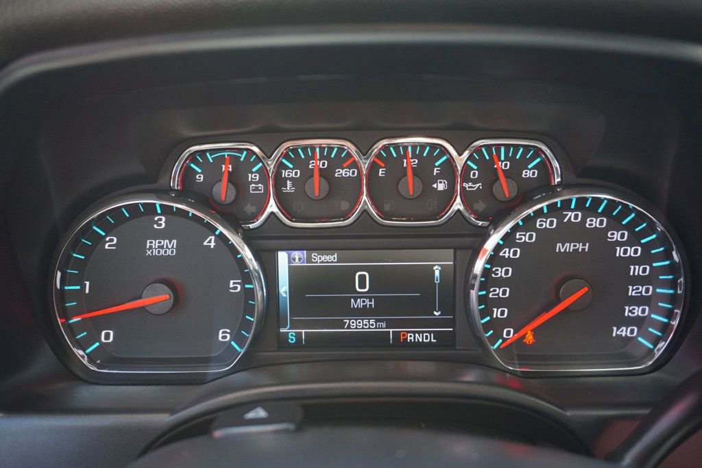 Used 2018 Chevrolet Silverado 1500 LT w/ Texas Edition AWD/4WD image 26