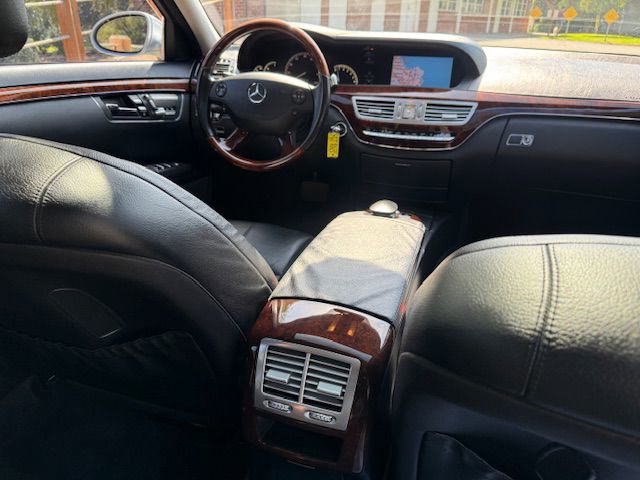 Used 2009 Mercedes-Benz S 550 image 29