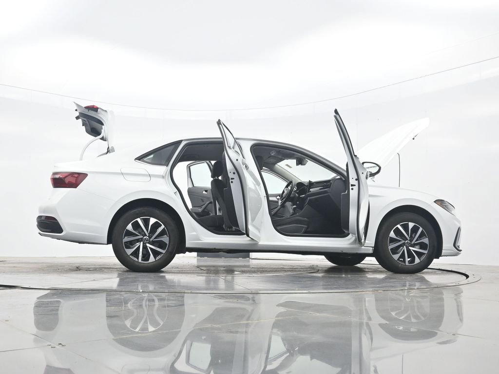 Used 2025 Volkswagen Jetta S FWD image 42