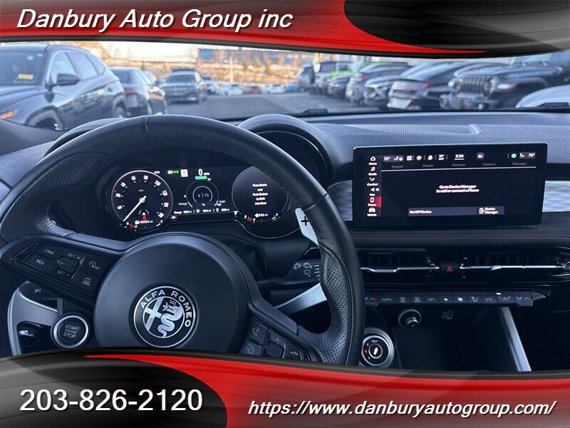 Used 2024 Alfa Romeo Tonale Veloce image 10