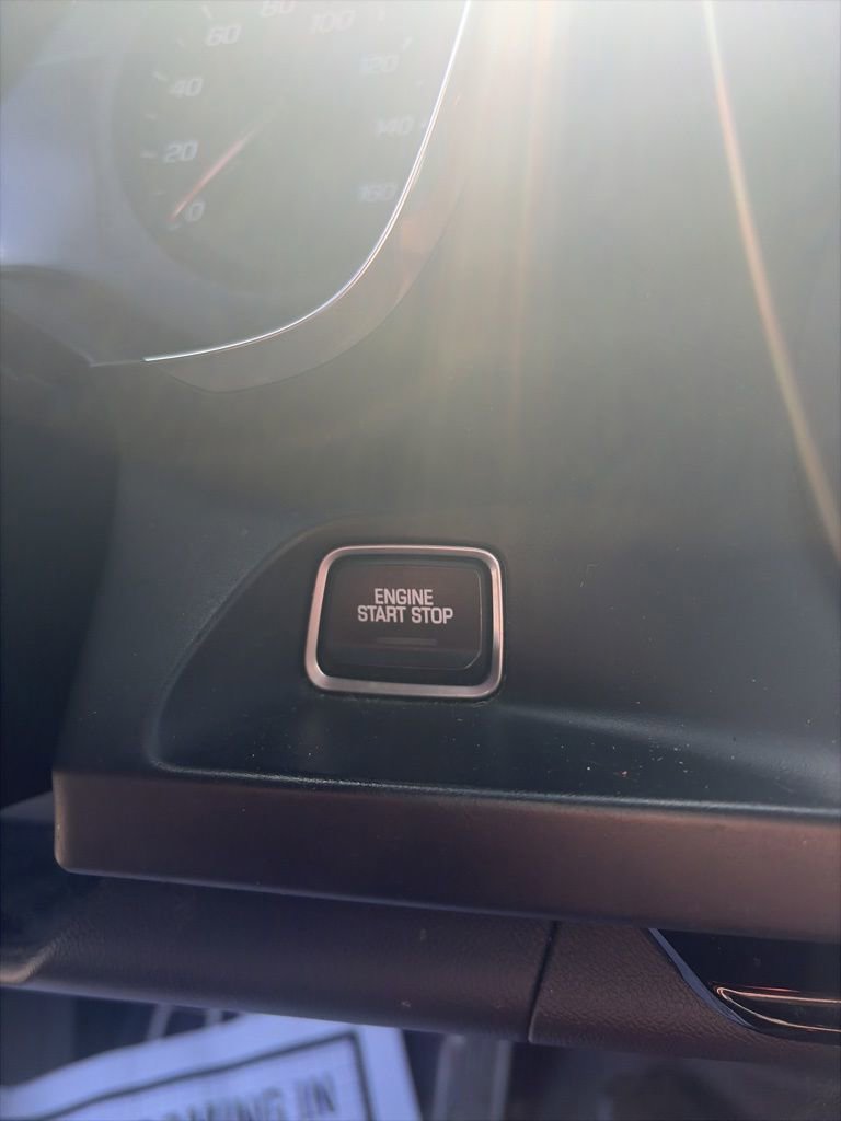 Used 2016 Chevrolet Camaro LT RWD image 30