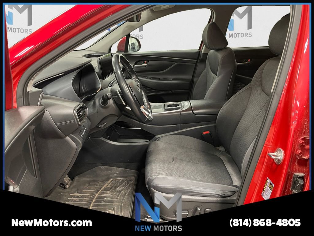 Used 2023 Hyundai Santa Fe SEL image 9