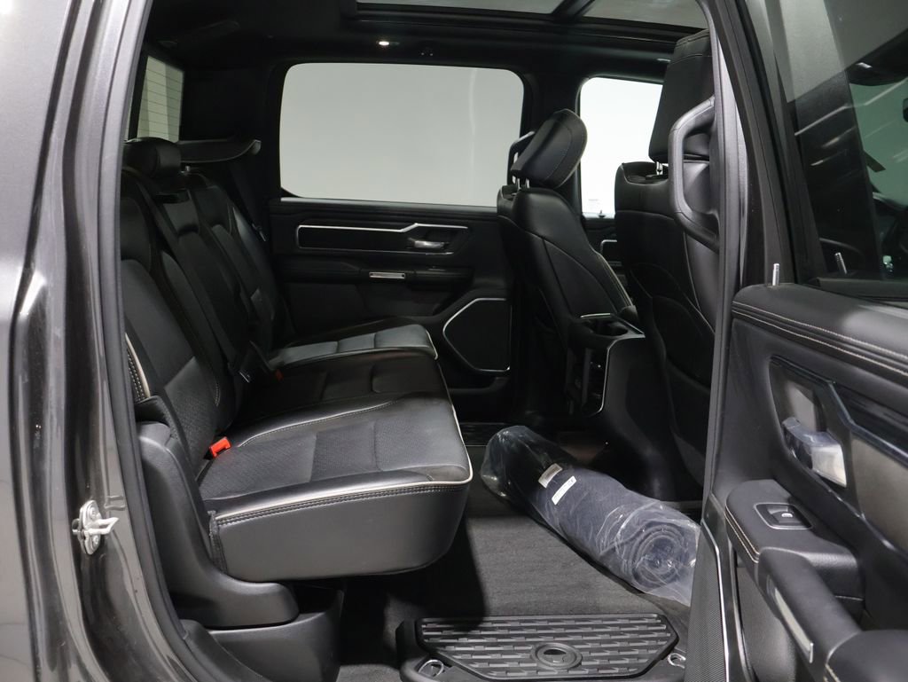 Used 2024 RAM 1500 Laramie AWD/4WD image 23