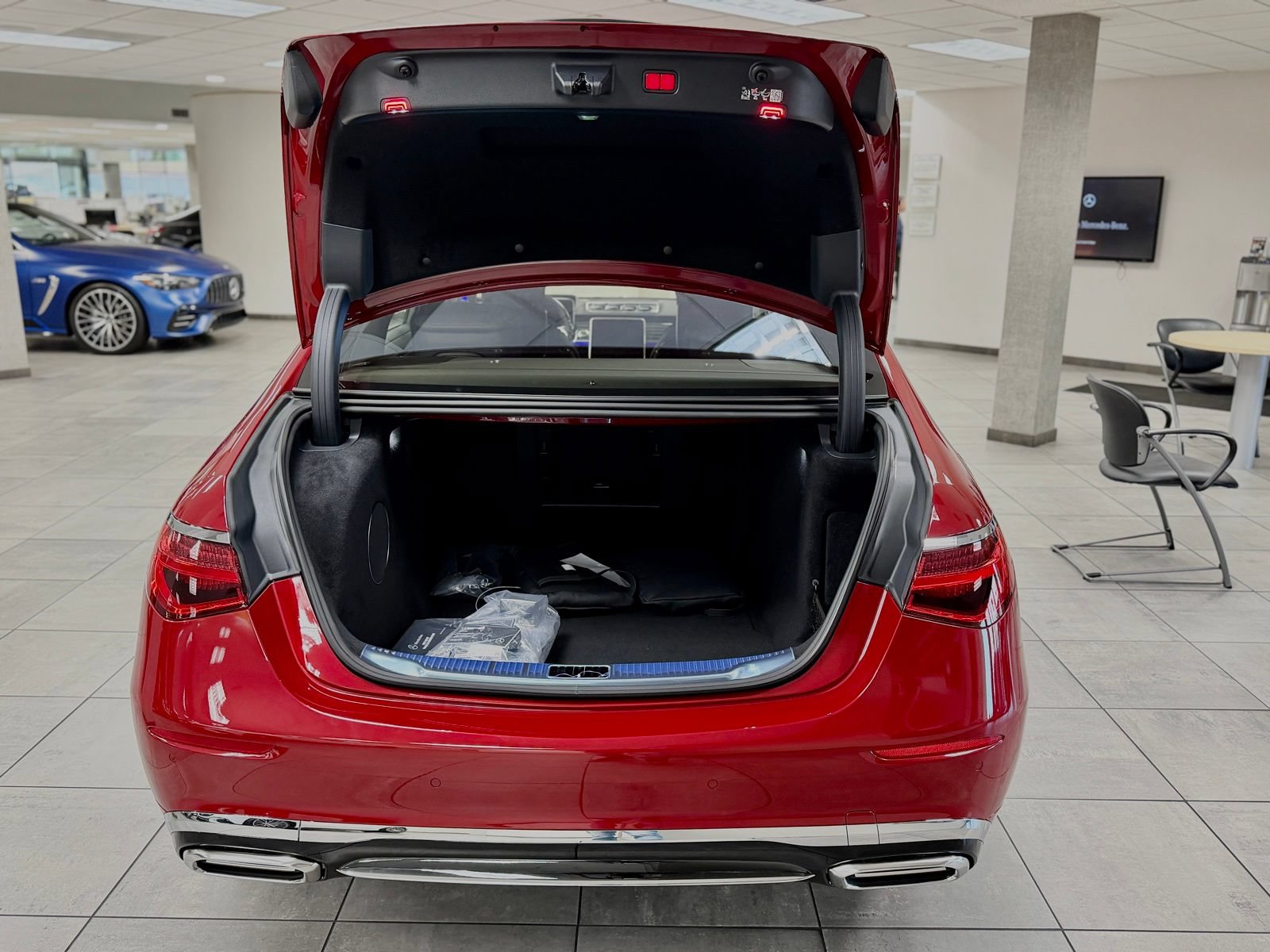 New 2026 Mercedes-Benz Maybach S 580 4MATIC image 13