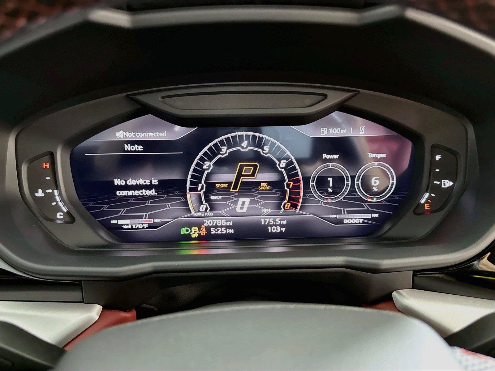 Used 2022 Lamborghini Urus AWD/4WD image 12