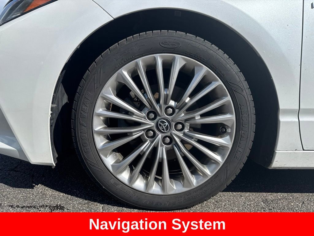 Used 2019 Toyota Avalon Limited w/ Advanced Safety Package FWD image 15