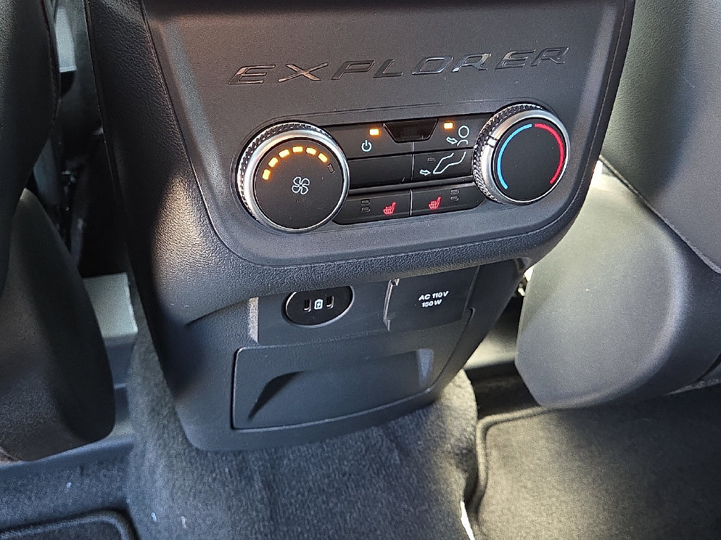 New 2027 Ford Explorer ST-Line w/ Premium Package RWD image 20