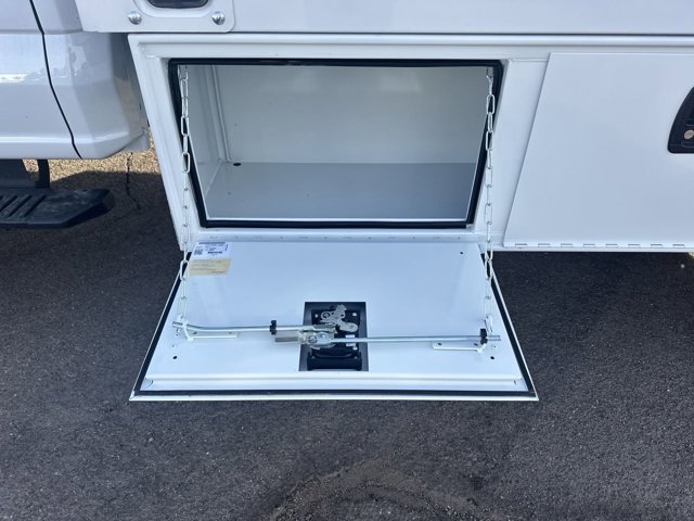 New 2024 Ford F550 2WD Crew Cab Super Duty image 13