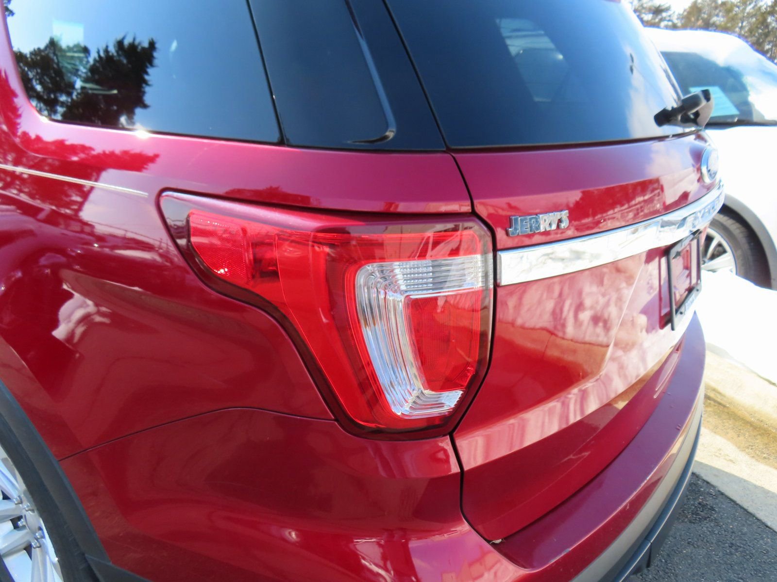 Used 2016 Ford Explorer 4WD image 8