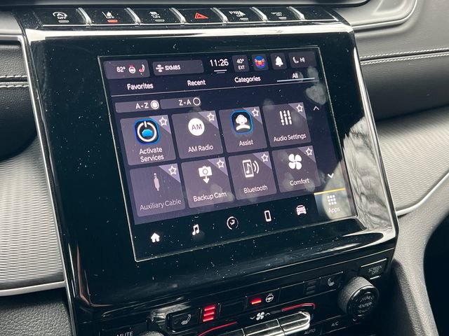 Used 2024 Jeep Grand Cherokee Altitude image 23
