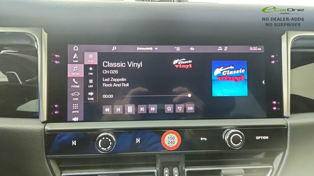 Used 2024 Porsche Macan image 46