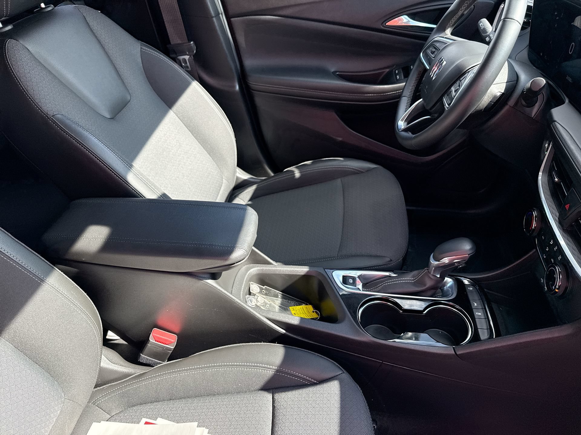 Used 2025 Buick Encore GX Preferred FWD image 21