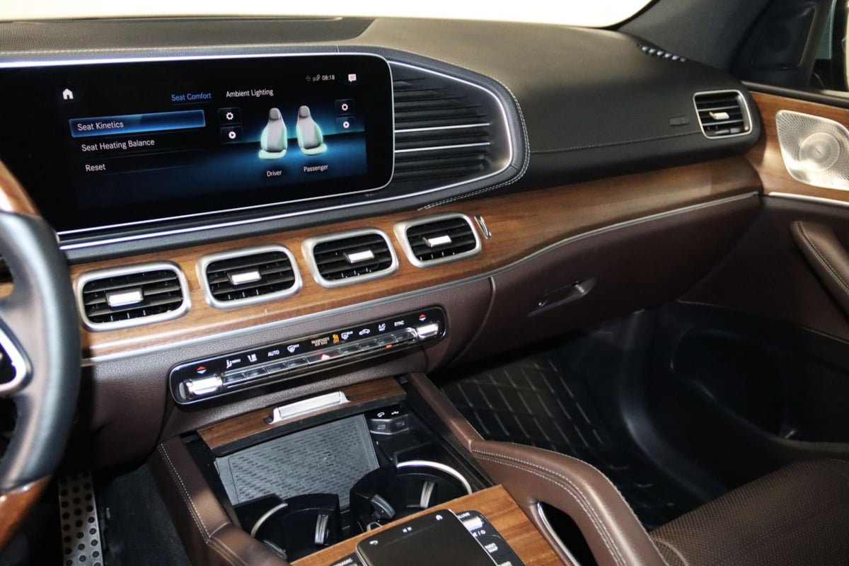 Used 2023 Mercedes-Benz GLS 450 4MATIC image 58