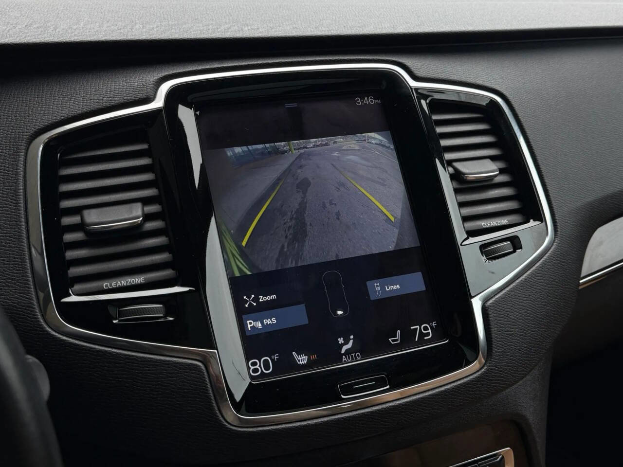 Used 2016 Volvo XC90 T6 Momentum w/ Protection Package Plus image 26