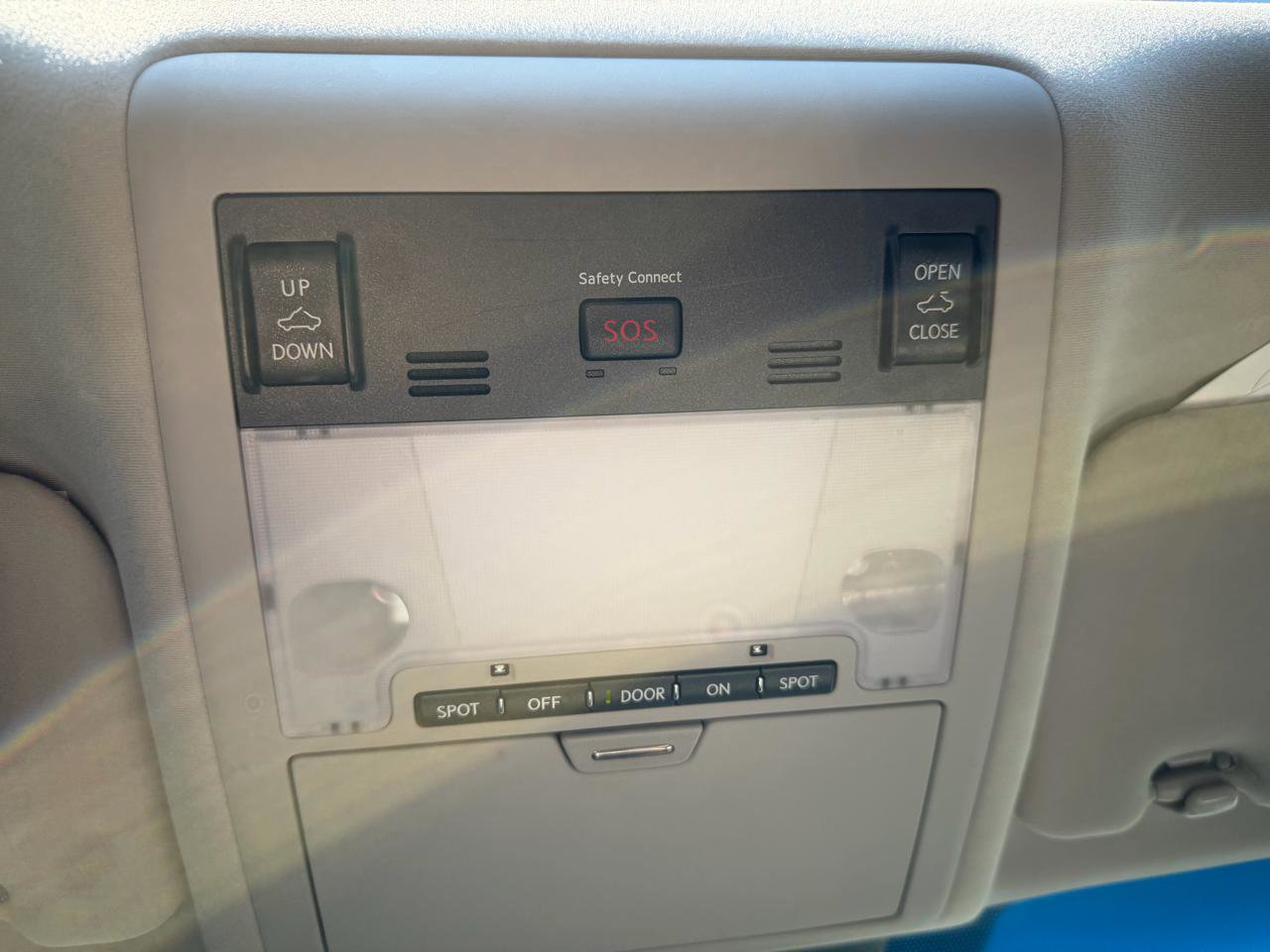 Used 2016 Lexus LS 460 Luxury w/ Comfort Package image 10