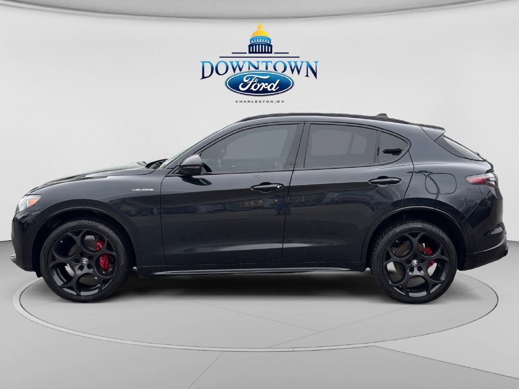 Used 2024 Alfa Romeo Stelvio Veloce AWD/4WD image 27