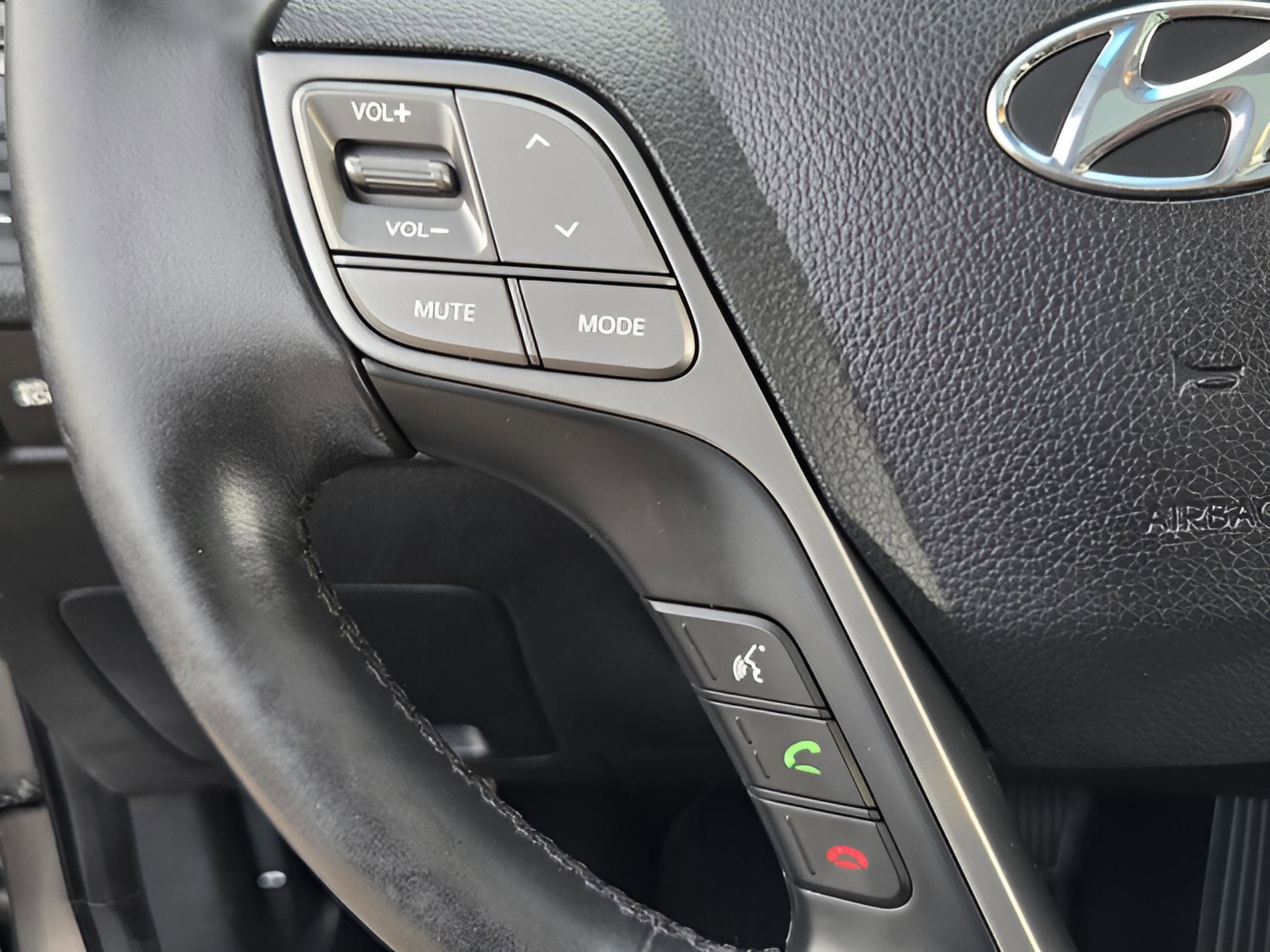 Used 2014 Hyundai Santa Fe Sport 2.0T w/ Technology Package 05 image 24