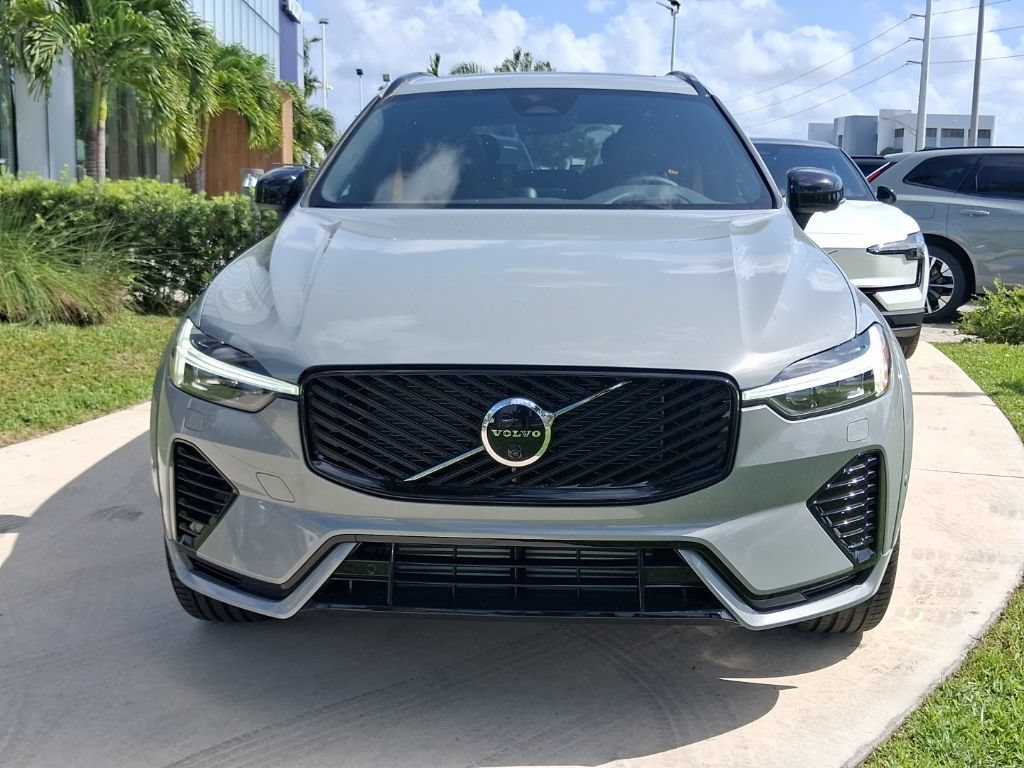 New 2026 Volvo XC60 T8 Polestar w/ Protection Package Premier AWD/4WD image 2