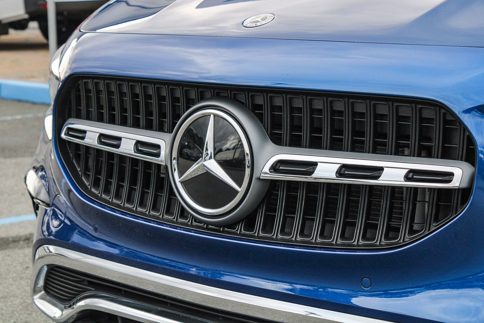 Used 2025 Mercedes-Benz GLA 250 4MATIC image 6