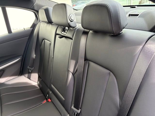 New 2026 BMW 330i xDrive Sedan w/ Premium Package AWD/4WD image 11