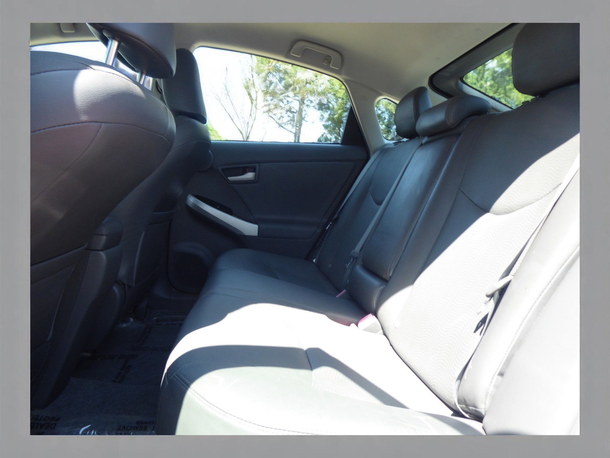 Used 2011 Toyota Prius Five image 16