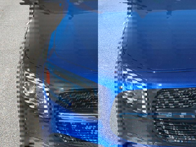 Used 2020 Mercedes-Benz GLB 250 w/ AMG Line image 11