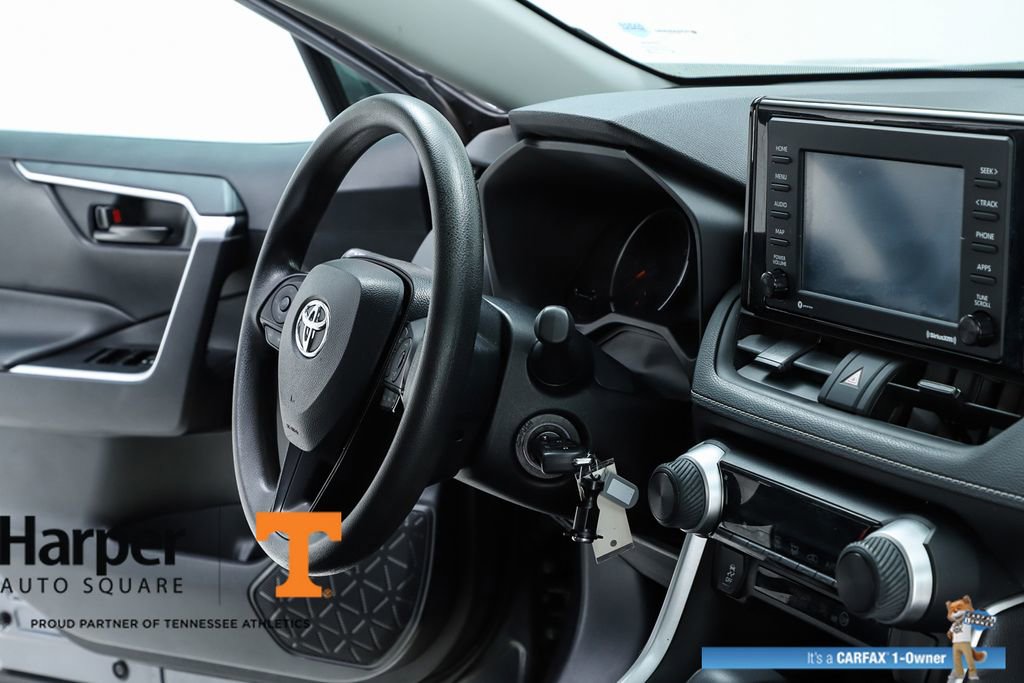 Used 2020 Toyota RAV4 LE image 71