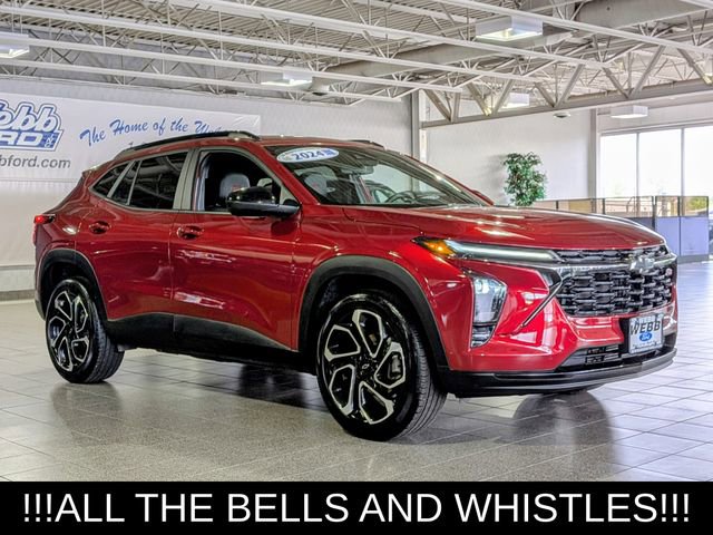 Used 2024 Chevrolet Trax RS w/ Sunroof Package FWD image 2
