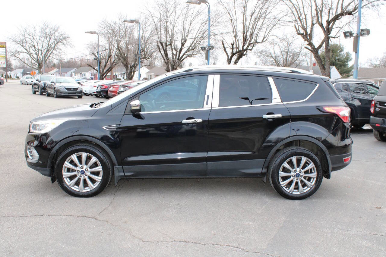 Used 2017 Ford Escape Titanium image 5