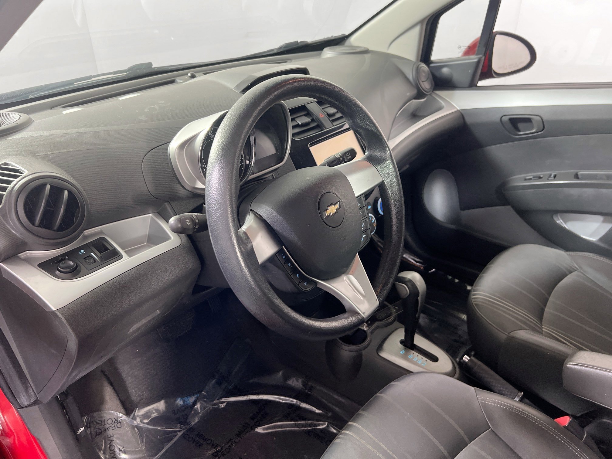 Used 2015 Chevrolet Spark LT image 9